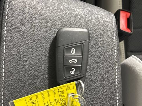 Used 2025 Volkswagen Taos S AWD/4WD image 67