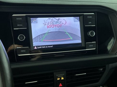 Used 2024 Volkswagen Jetta S FWD image 18