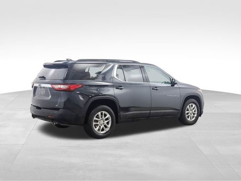 Used 2021 Chevrolet Traverse LT image 5