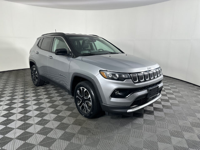 Certified 2022 Jeep Compass Limited AWD/4WD image 2