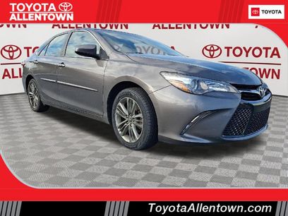 Used 2017 Toyota Camry SE w/ Moonroof Package