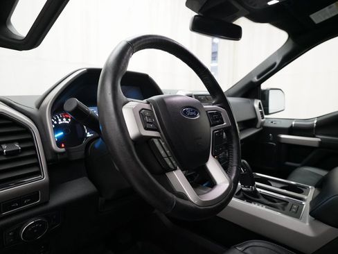 Used 2019 Ford F150 Lariat w/ Equipment Group 502A Luxury image 7