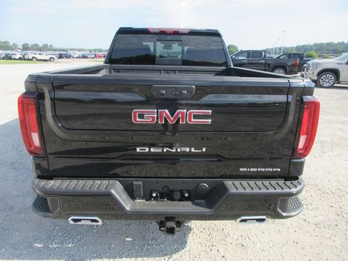New 2026 GMC Sierra 1500 Denali w/ Denali Reserve Package AWD/4WD image 5