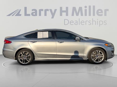 Used 2020 Ford Fusion Titanium FWD image 6