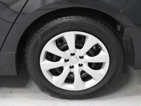 Used 2024 Toyota Corolla LE FWD image 15