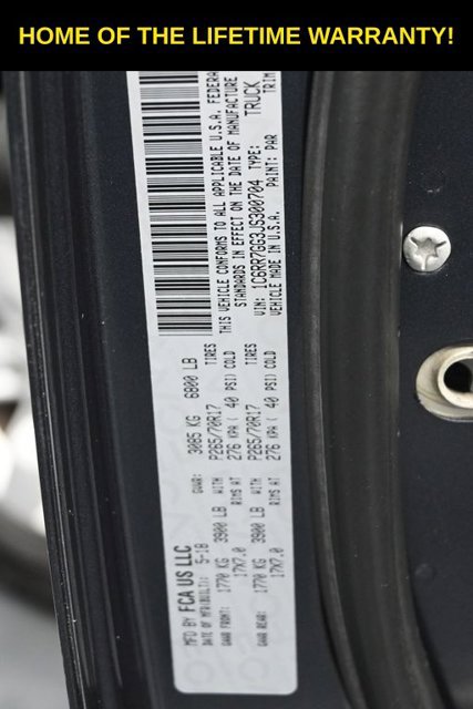 Used 2018 RAM 1500 Classic SLT AWD/4WD image 40