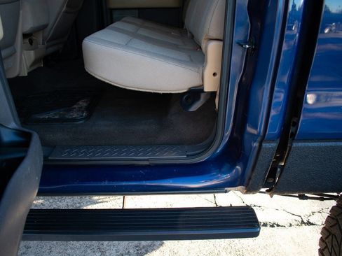 Used 2011 Ford F150 XLT w/ XLT Chrome Pkg image 23