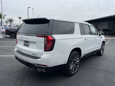 New 2026 GMC Yukon XL Denali Ultimate image 5