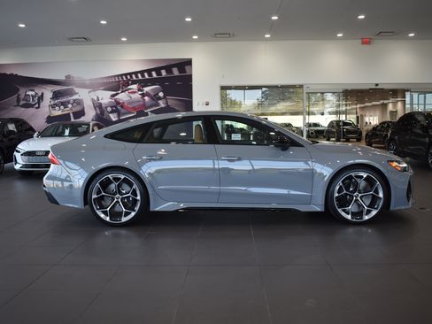 New 2026 Audi RS 7 Performance image 11