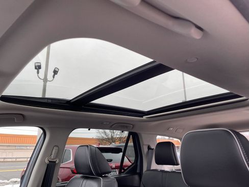 Used 2023 Honda Pilot Elite image 14