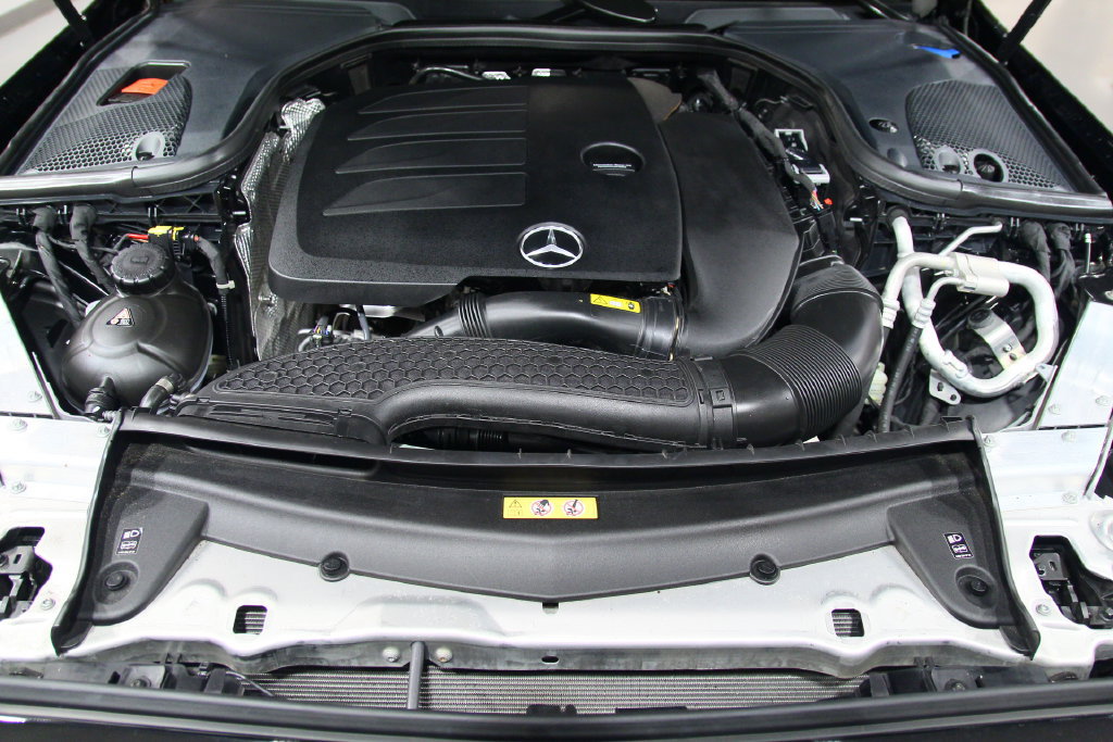 Certified 2021 Mercedes-Benz E 350 4MATIC Sedan image 31
