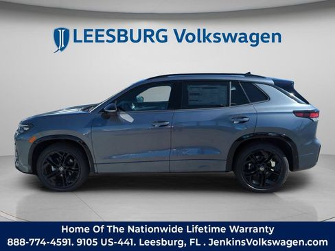 Used 2026 Volkswagen Tiguan SE R-Line FWD image 11