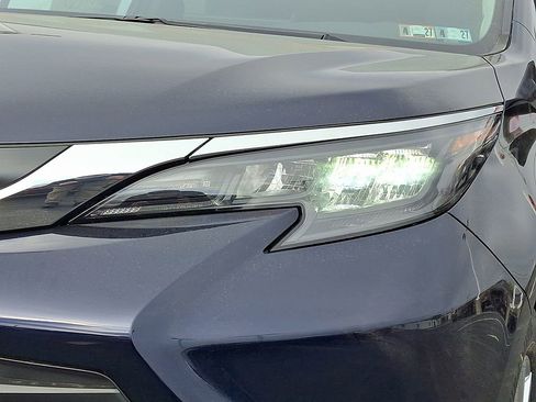 New 2026 Toyota Sienna XLE AWD/4WD image 20