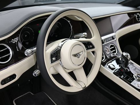 New 2026 Bentley Continental GT AWD/4WD image 17