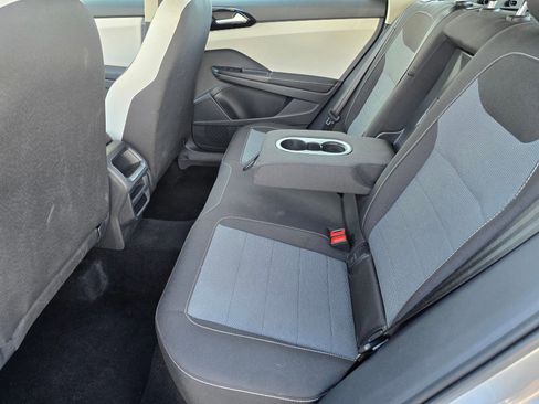 Used 2025 Volkswagen Taos S image 9