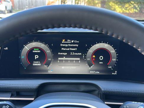 Certified 2024 Nissan Ariya AWD image 17