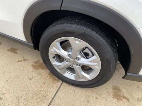 Used 2025 Honda HR-V LX image 30