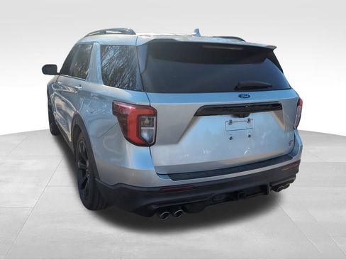 Used 2020 Ford Explorer ST w/ ST Street Pack image 6