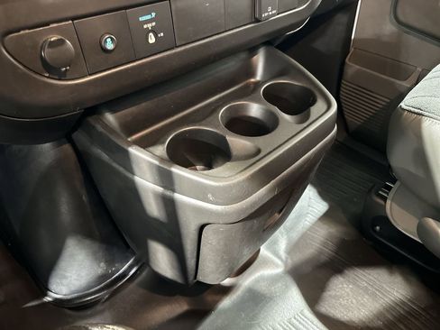 Used 2024 Chevrolet Express 2500 w/ Driver Convenience Package image 21