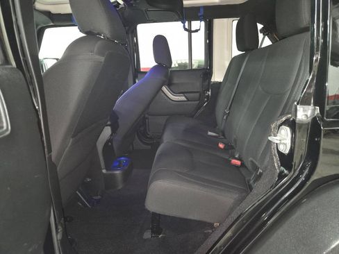 Used 2017 Jeep Wrangler Unlimited Sport w/ Quick Order Package 24S AWD/4WD image 16