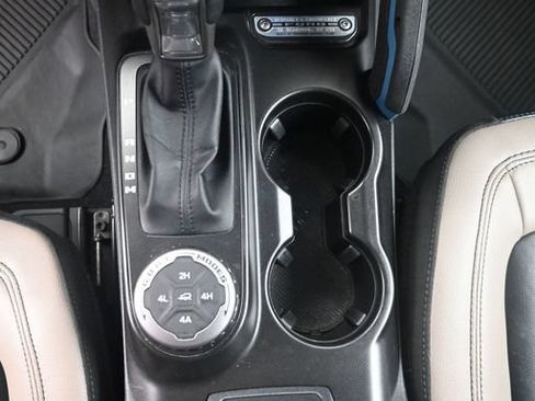 Used 2022 Ford Bronco Wildtrak AWD/4WD image 22