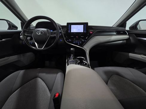 Used 2024 Toyota Camry LE w/ Convenience Package FWD image 14