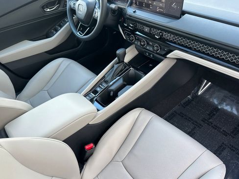 New 2026 Honda Accord EX-L image 39