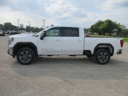New 2026 GMC Sierra 2500 SLE w/ SLE Value Package; AWD/4WD image 10