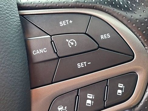 Used 2022 Dodge Charger Scat Pack RWD image 27