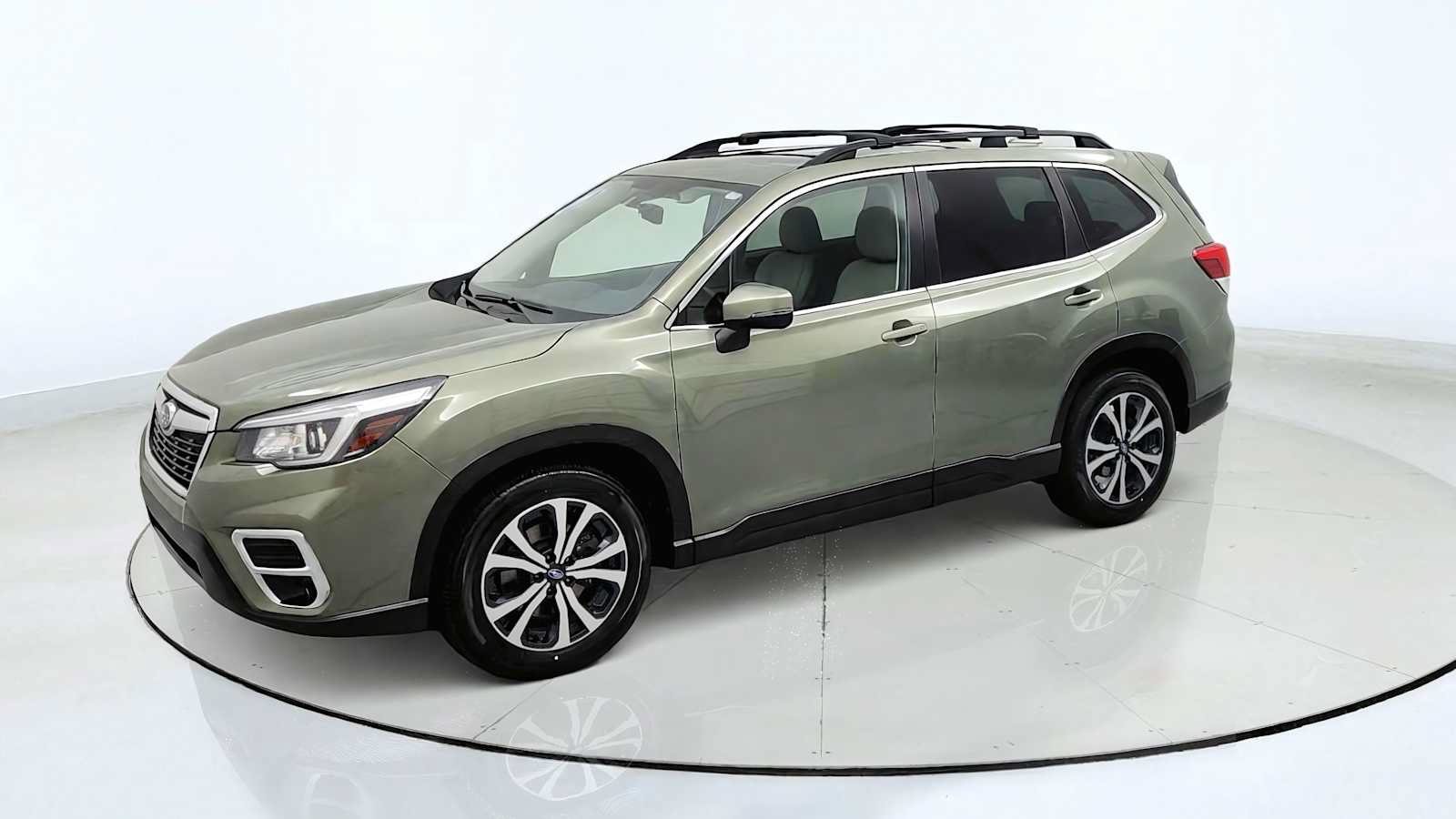 Used 2019 Subaru Forester Limited w/ Popular Package #3 AWD/4WD image 4
