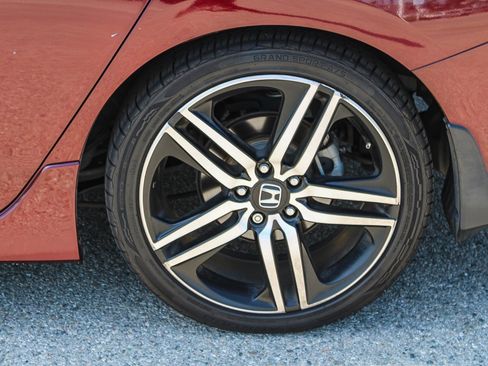 Used 2016 Honda Accord Sport image 12