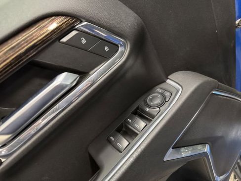 Used 2024 GMC Sierra 1500 Elevation image 29