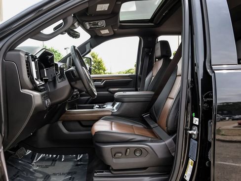 Used 2024 Chevrolet Silverado 2500 High Country w/ High Country Premium Package image 42