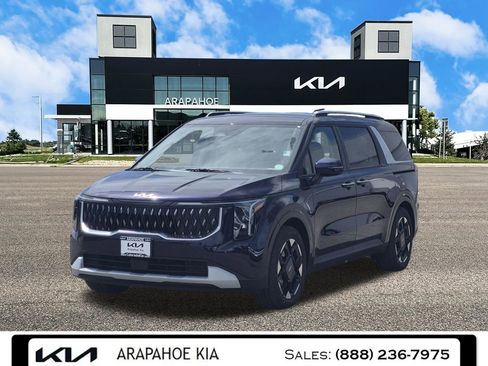 New 2026 Kia Carnival EX FWD image 4