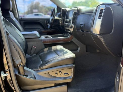 Used 2018 GMC Sierra 1500 SLT image 24