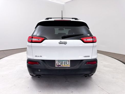 Used 2014 Jeep Cherokee Latitude AWD/4WD image 11