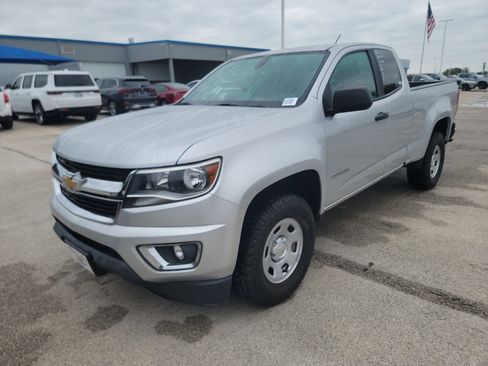 Used 2020 Chevrolet Colorado W/T RWD image 3
