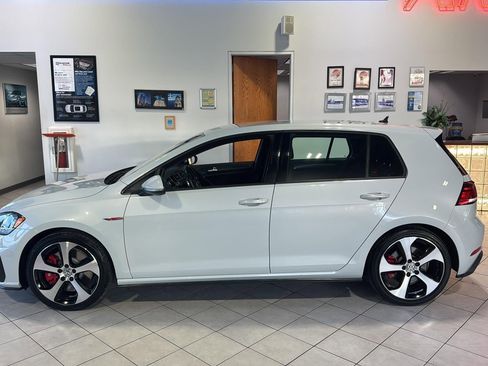 Used 2019 Volkswagen GTI Rabbit Edition image 6