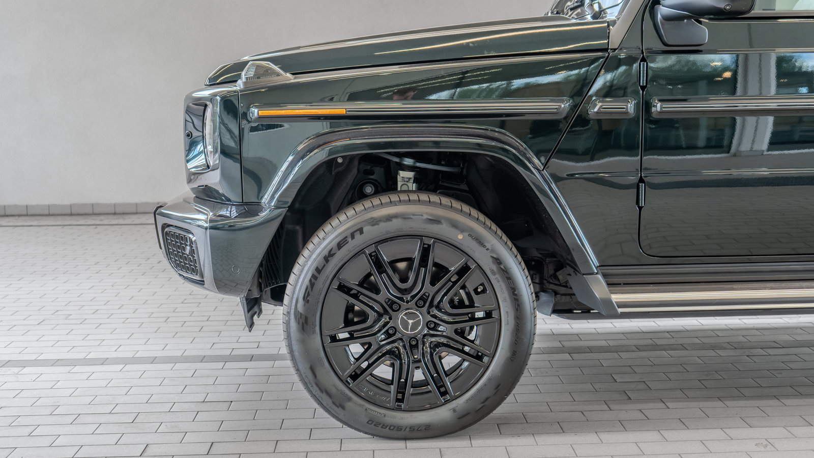 New 2027 Mercedes-Benz G 580 e image 4