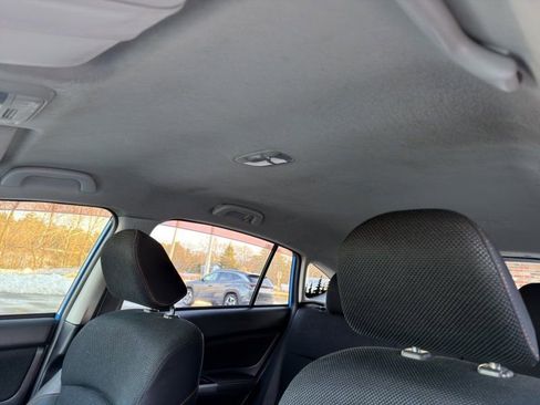 Used 2016 Subaru Crosstrek 2.0i Premium image 19