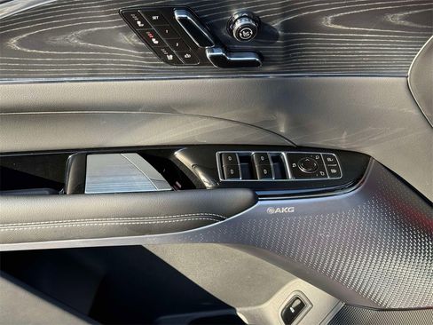 Used 2024 Cadillac Lyriq Luxury w/ LPO, Floor Liner Package image 20