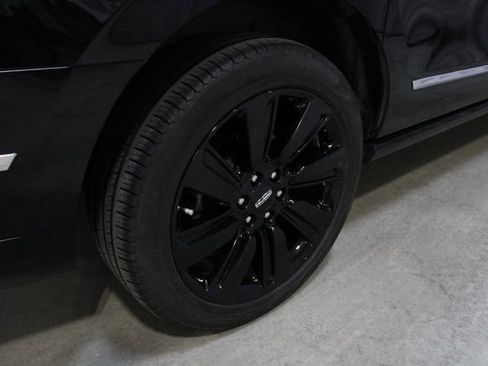 Certified 2023 Lincoln Navigator L Reserve AWD/4WD image 30