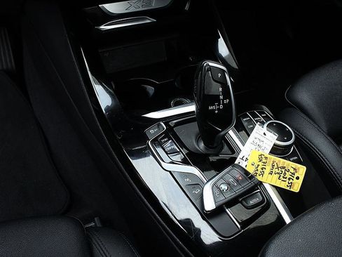 Used 2021 BMW X3 xDrive30i w/ Convenience Package image 12
