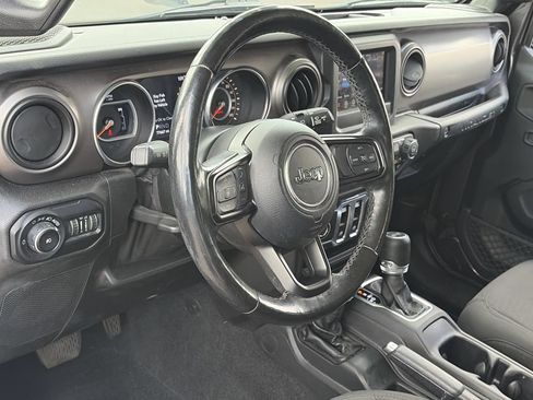 Used 2020 Jeep Wrangler Sport AWD/4WD image 17