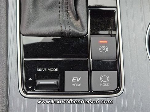 Used 2023 Toyota Sienna XSE image 26