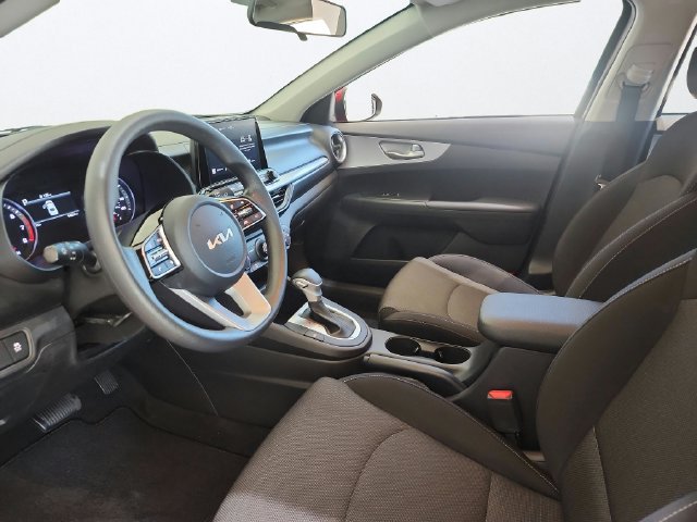 Certified 2023 Kia Forte LXS w/ LXS Technology Package FWD image 11