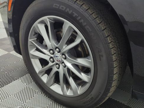 Used 2023 Buick Enclave Avenir w/ Avenir Technology Package AWD/4WD image 38