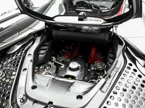 Used 2022 Ferrari SF90 Spider AWD/4WD image 41