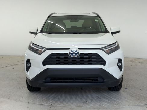 Certified 2022 Toyota RAV4 XLE Premium AWD/4WD image 6