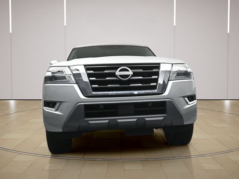 Certified 2024 Nissan Armada Platinum w/ Captain's Chairs Package RWD image 27